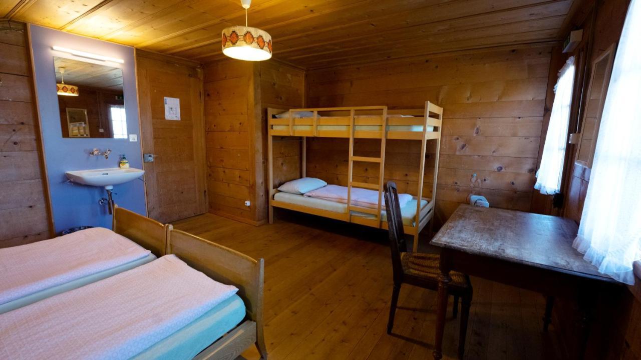 Leissigen Youth Hostel מראה חיצוני תמונה