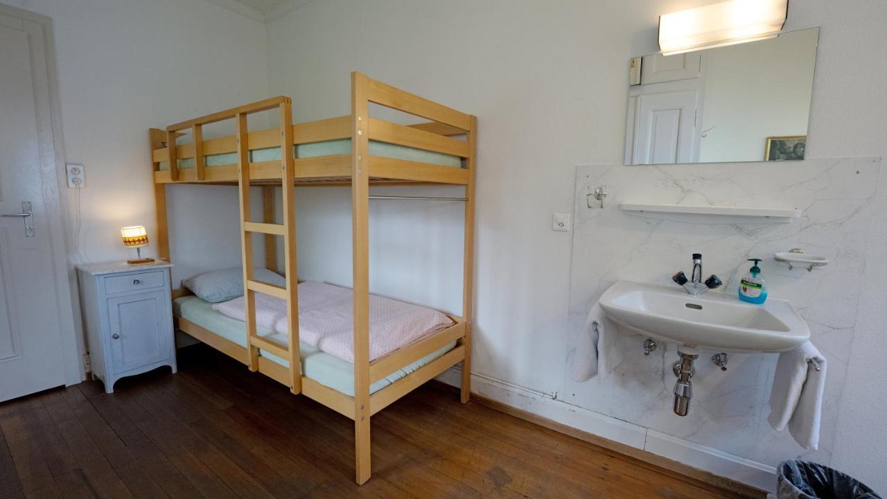 Leissigen Youth Hostel מראה חיצוני תמונה