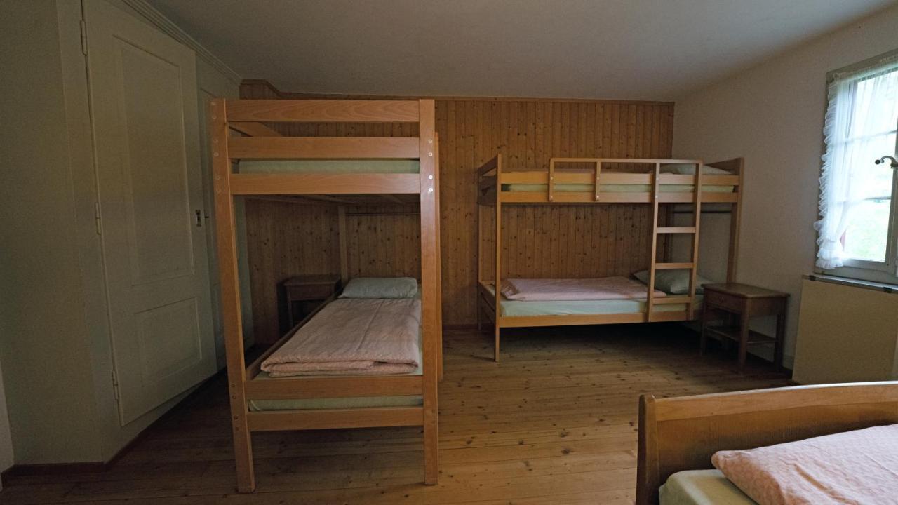 Leissigen Youth Hostel מראה חיצוני תמונה